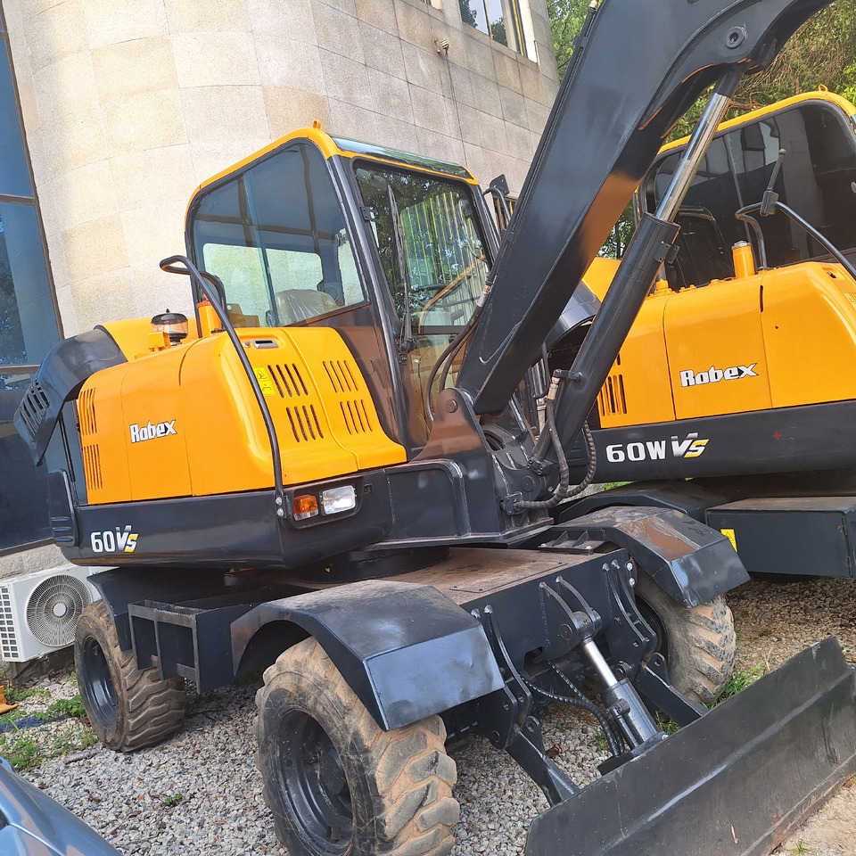 Hyundai 60vs excavator - Hjulgraver: bilde 2 Hyundai 60vs excavator - Hjulgraver: bilde 2