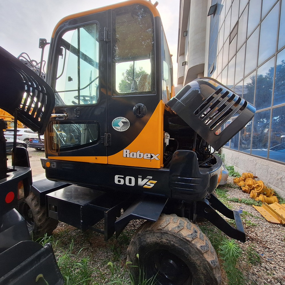 Hyundai 60vs  excavator - Hjulgraver: bilde 2 Hyundai 60vs  excavator - Hjulgraver: bilde 2
