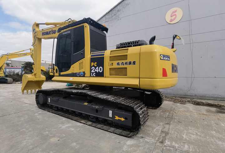 Japan Made Komatsu Second hand PC240LC-8 Excavator Used Construction Machine Komatsu Digger For Sale - Beltegraver: bilde 2 Japan Made Komatsu Second hand PC240LC-8 Excavator Used Construction Machine Komatsu Digger For Sale - Beltegraver: bilde 2