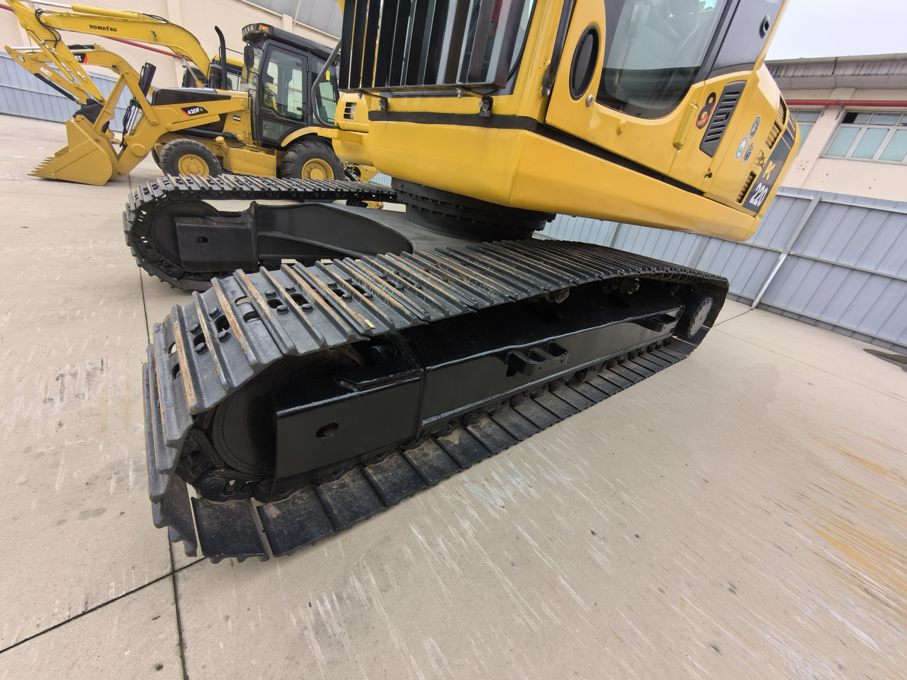 Komatsu PC 220-8 Excavator - Beltegraver: bilde 4 Komatsu PC 220-8 Excavator - Beltegraver: bilde 4