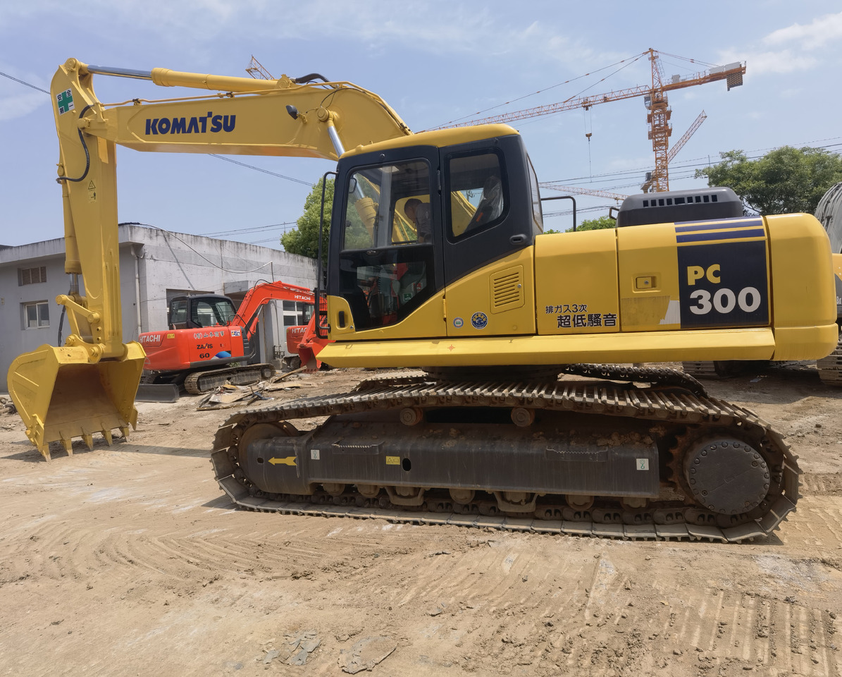 Komatsu PC350-7 excavator - Beltegraver: bilde 1 Komatsu PC350-7 excavator - Beltegraver: bilde 1