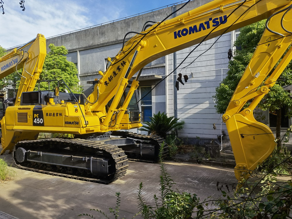 Komatsu PC450 -8 - Beltegraver: bilde 1 Komatsu PC450 -8 - Beltegraver: bilde 1