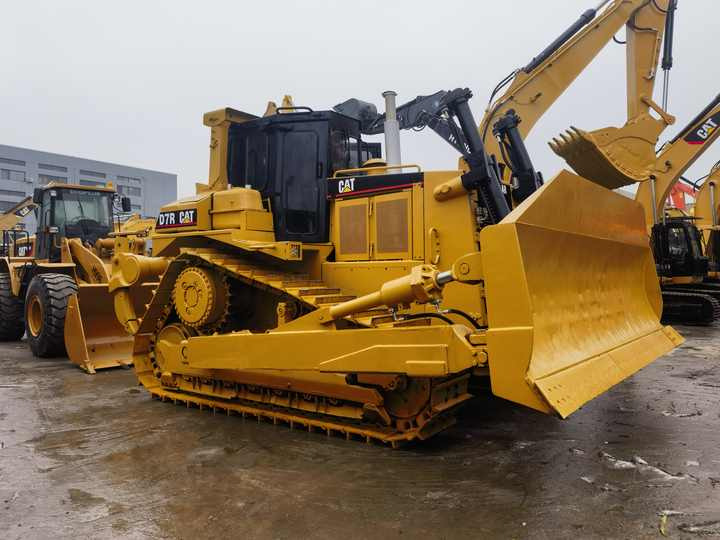 Second Hand CAT D8R Dozer Caterpillar Used D7R D8R tractor bulldozer with good engine for sale - Bulldozer: bilde 2 Second Hand CAT D8R Dozer Caterpillar Used D7R D8R tractor bulldozer with good engine for sale - Bulldozer: bilde 2