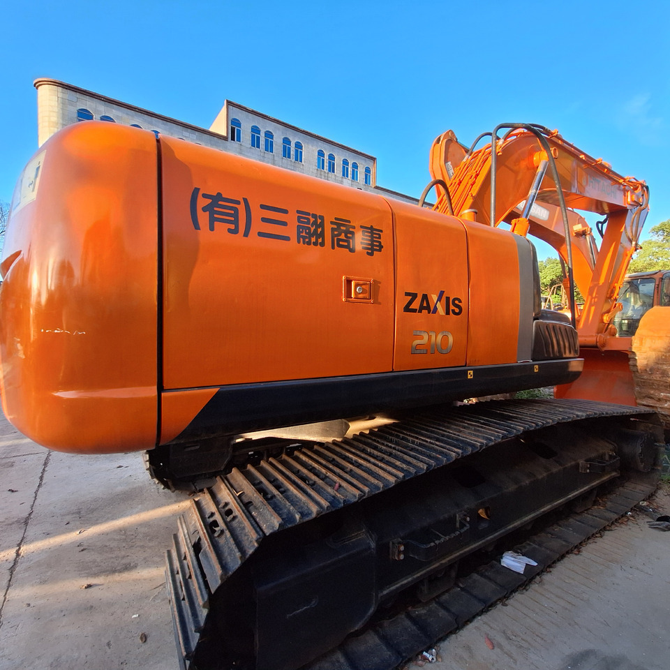 Second hand Hitachi ZX210 excavator - Gravemaskin: bilde 1 Second hand Hitachi ZX210 excavator - Gravemaskin: bilde 1