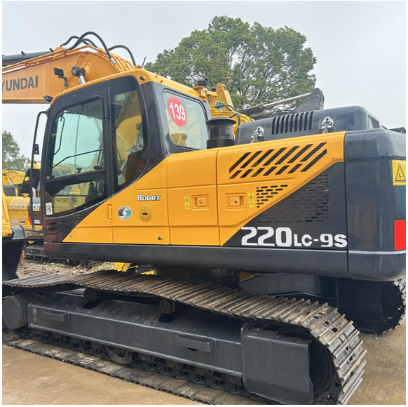 Second-hand second hand used hyundai 220 lc 9s 220lc used machine excavator - Beltegraver: bilde 2 Second-hand second hand used hyundai 220 lc 9s 220lc used machine excavator - Beltegraver: bilde 2