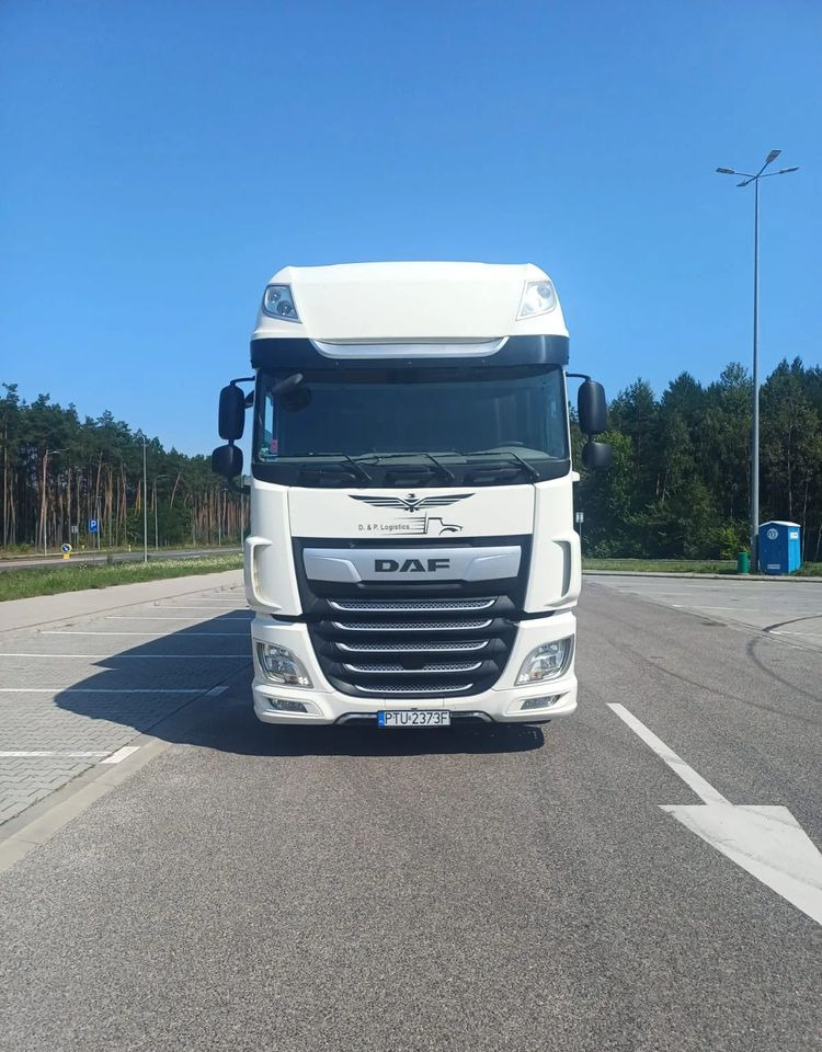 DAF XF 480 SUPER SPACE CAB / ZESTAW TANDEM PRZEJAZDOWY 120 M3 / SSC / ACC /EURO 6 - Kapellbil: bilde 4 DAF XF 480 SUPER SPACE CAB / ZESTAW TANDEM PRZEJAZDOWY 120 M3 / SSC / ACC /EURO 6 - Kapellbil: bilde 4