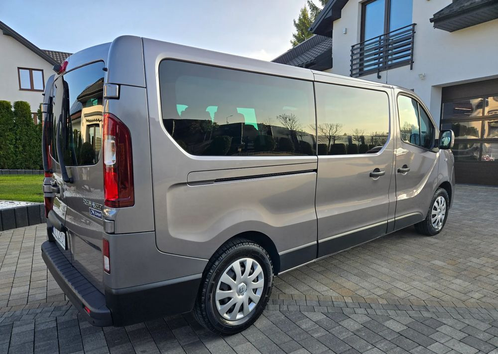 Renault Trafic Grand SpaceClass 2.0 dCi EDC - Minibuss, Persontransport: bilde 4 Renault Trafic Grand SpaceClass 2.0 dCi EDC - Minibuss, Persontransport: bilde 4