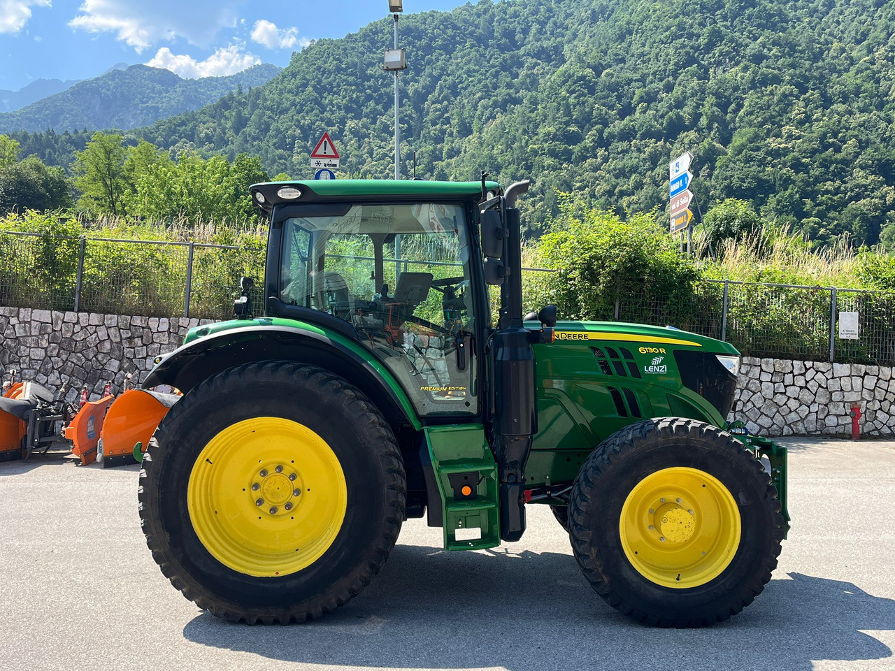 JOHN DEERE 6130R - Traktor: bilde 5 JOHN DEERE 6130R - Traktor: bilde 5