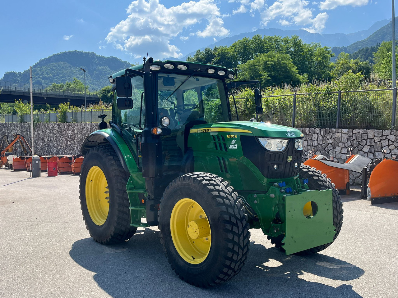 JOHN DEERE 6130R - Traktor: bilde 4 JOHN DEERE 6130R - Traktor: bilde 4