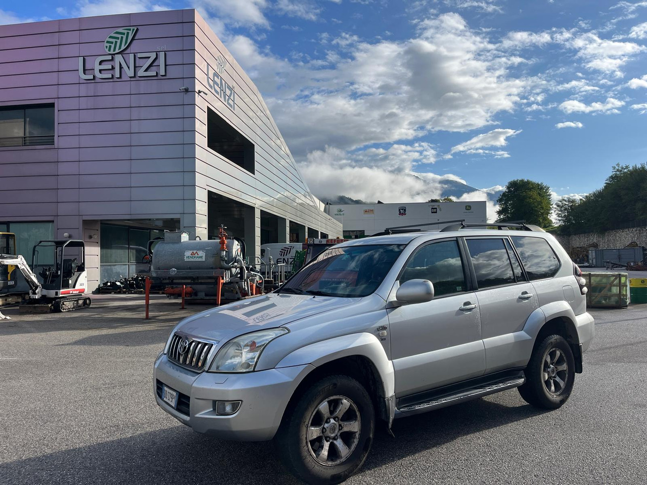 TOYOTA LAND CRUISER 4X4 3.0 D-4D - Personenbil: bilde 1 TOYOTA LAND CRUISER 4X4 3.0 D-4D - Personenbil: bilde 1