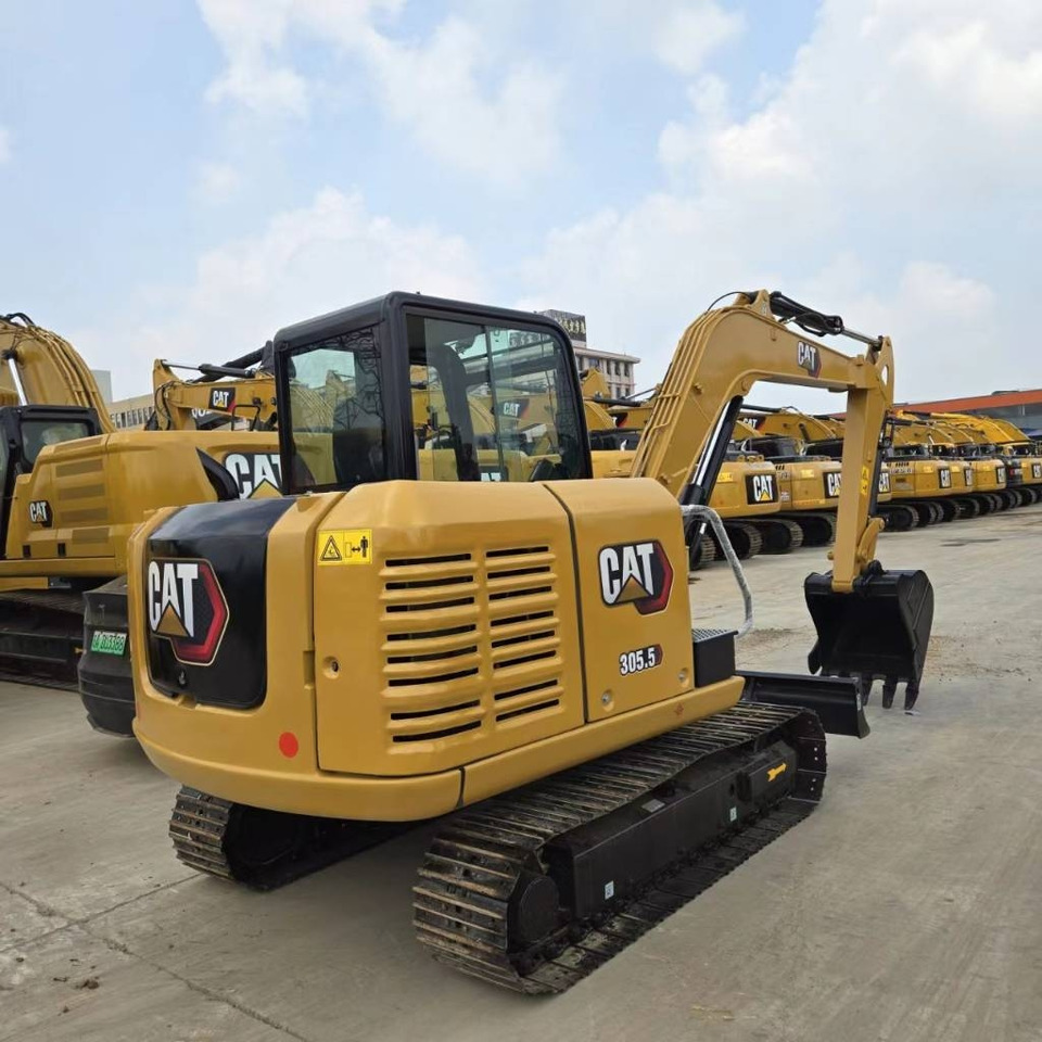 CAT 305 - Minigraver: bilde 1 CAT 305 - Minigraver: bilde 1