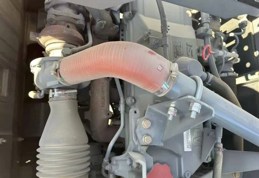 Hitachi 250 - Beltegraver: bilde 2 Hitachi 250 - Beltegraver: bilde 2