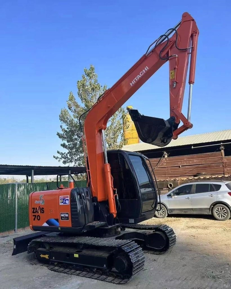 Hitachi 70 - Beltegraver: bilde 1 Hitachi 70 - Beltegraver: bilde 1