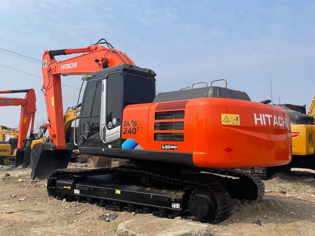 Hitachi ZX 240 - Beltegraver: bilde 5 Hitachi ZX 240 - Beltegraver: bilde 5