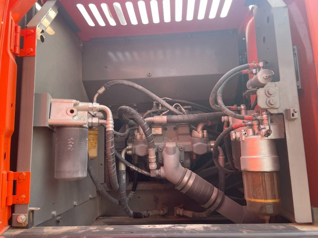 Hitachi ZX 240 - Beltegraver: bilde 2 Hitachi ZX 240 - Beltegraver: bilde 2