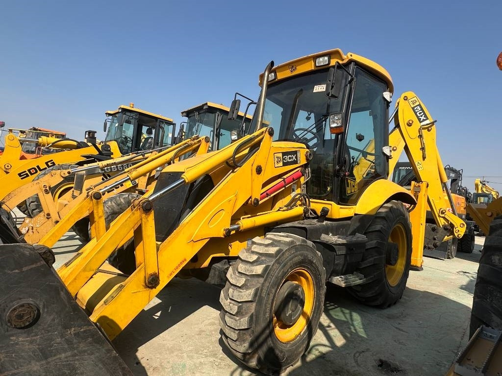 JCB 3 XC - Traktorgraver: bilde 4 JCB 3 XC - Traktorgraver: bilde 4