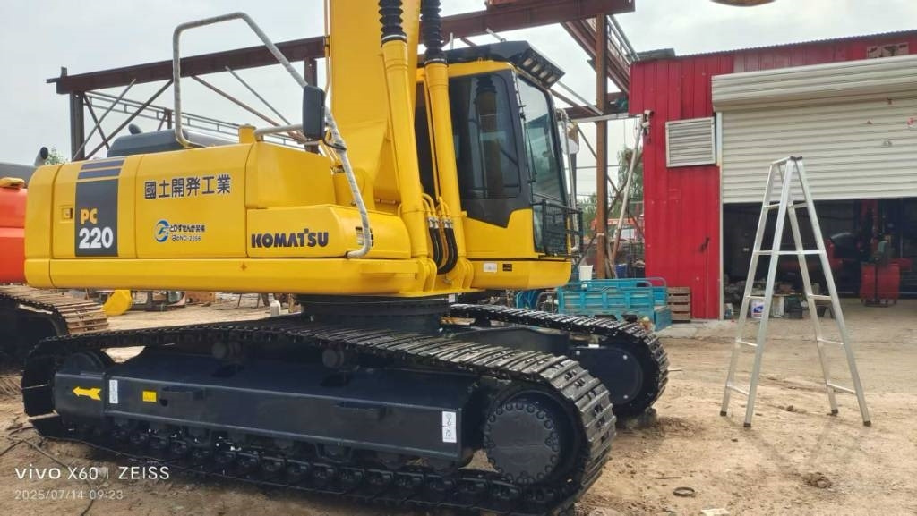 Komatsu PC 220-7  - Beltegraver: bilde 5 Komatsu PC 220-7  - Beltegraver: bilde 5