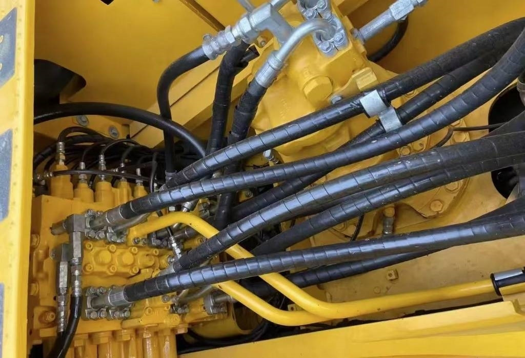 Komatsu PC 240 - Beltegraver: bilde 4 Komatsu PC 240 - Beltegraver: bilde 4