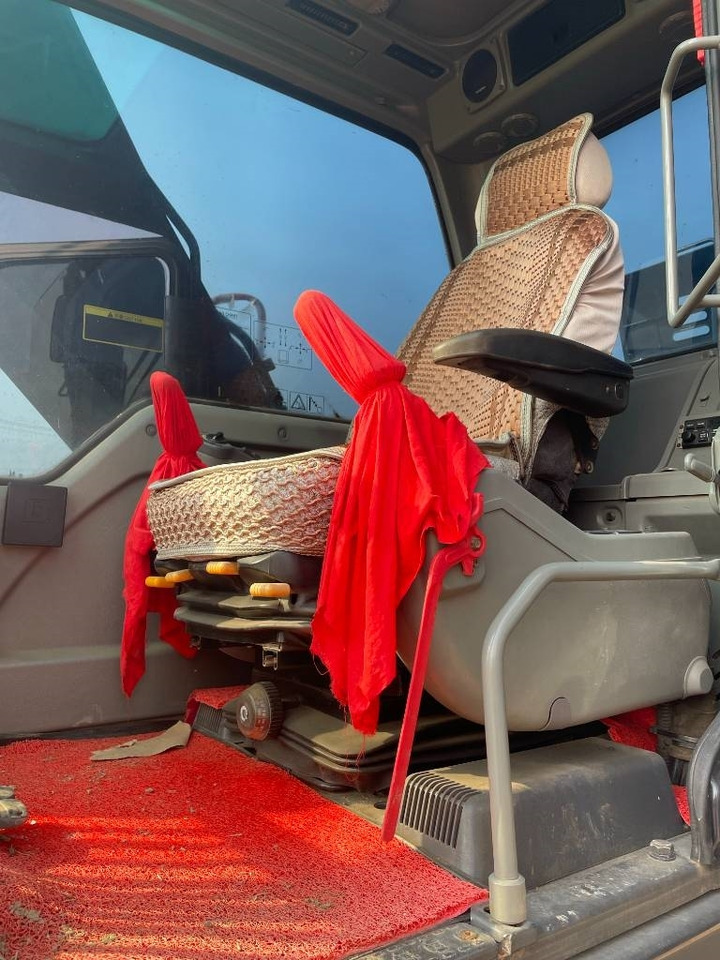 Volvo EC 210 - Beltegraver: bilde 2 Volvo EC 210 - Beltegraver: bilde 2