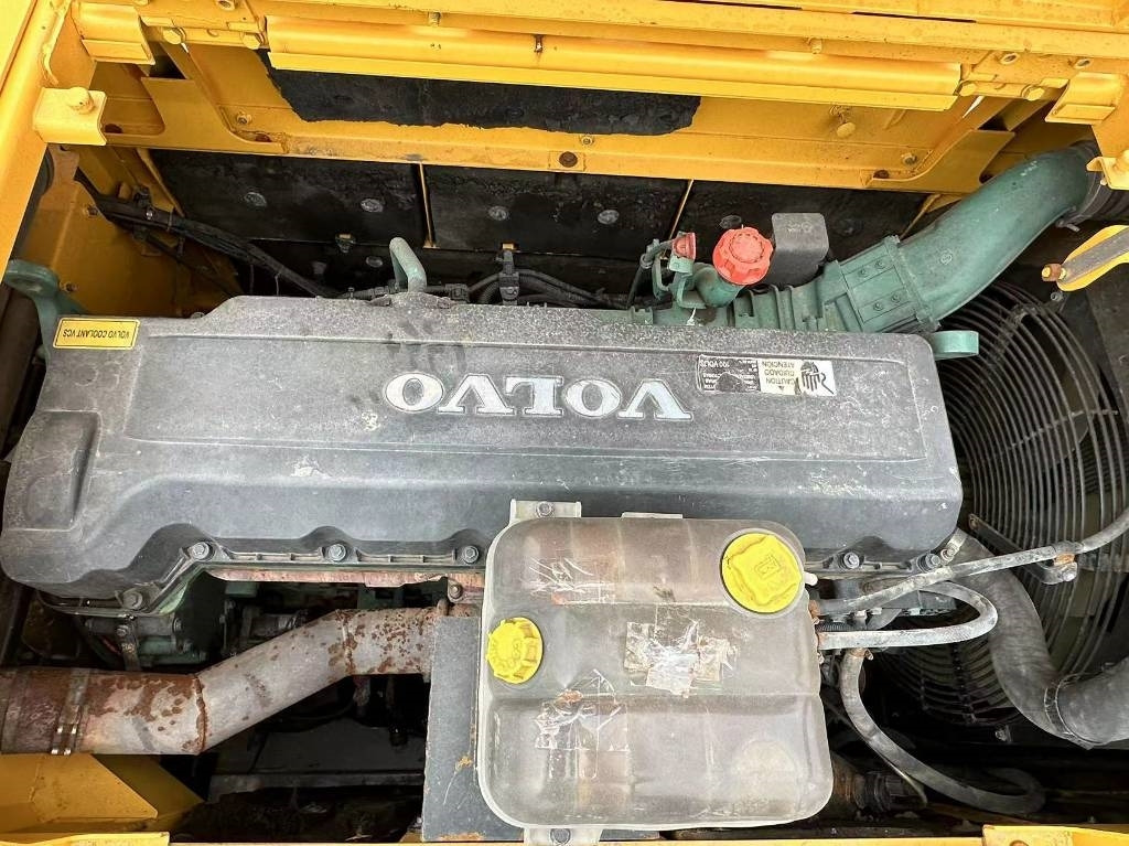 Beltegraver Volvo EC 480 D: bilde 10