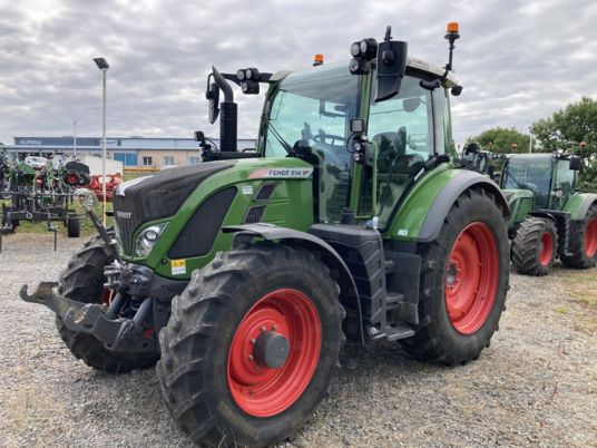 Fendt 514 POWER PLUS S4 - Traktor: bilde 2 Fendt 514 POWER PLUS S4 - Traktor: bilde 2