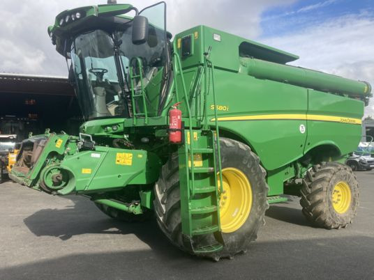 John Deere S680 - Skurtresker: bilde 1 John Deere S680 - Skurtresker: bilde 1