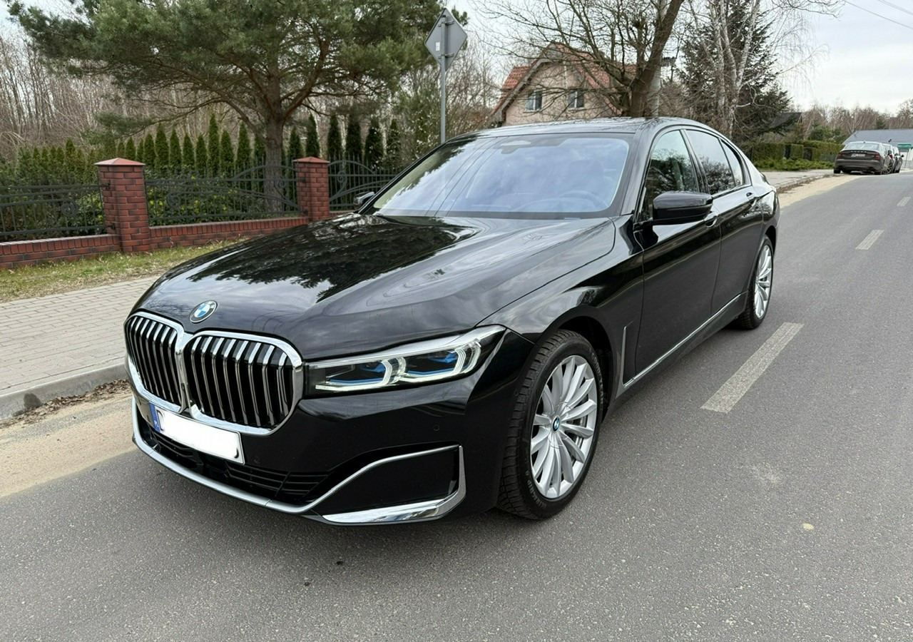 BMW SERIA 7 II (G11/G12) BMW SERIA 7 740d Xdrive 340KM Luxury+Exclusive Masaże Adaptiv Oś Lasery 2022 FV2 - Personenbil: bilde 4 BMW SERIA 7 II (G11/G12) BMW SERIA 7 740d Xdrive 340KM Luxury+Exclusive Masaże Adaptiv Oś Lasery 2022 FV2 - Personenbil: bilde 4