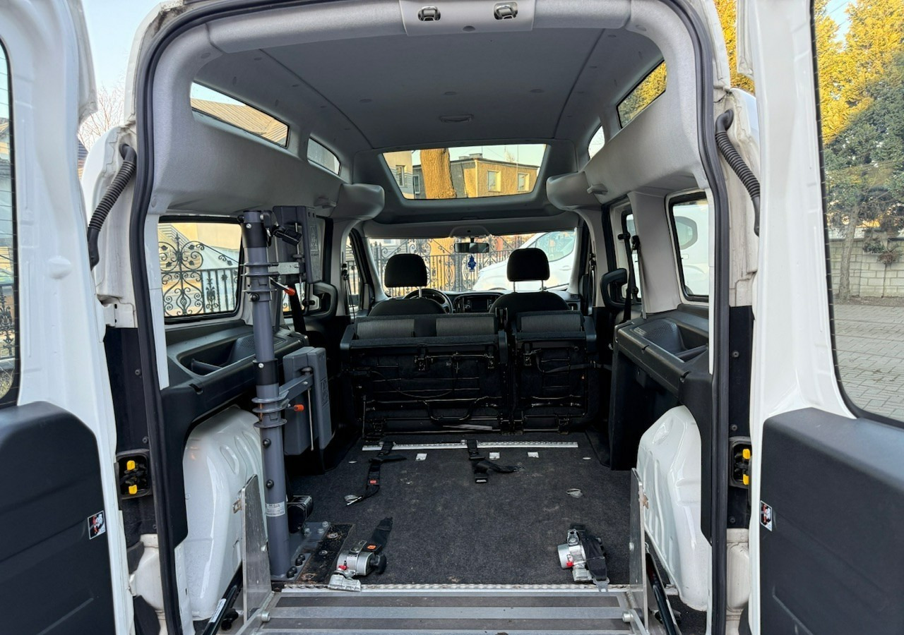 Fiat Doblo II Doblo 1.6-120KM dla Niepełnosprawnych RAMPA Inwalida Model 2020 - Personenbil: bilde 3 Fiat Doblo II Doblo 1.6-120KM dla Niepełnosprawnych RAMPA Inwalida Model 2020 - Personenbil: bilde 3