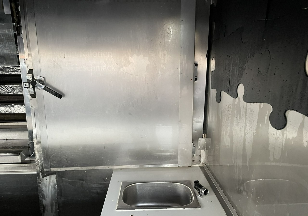 Leie Fiat Ducato Autosklep Autogrill Gastronomiczny Food Truck Foodtruck 68tkm 3500 Fiat Ducato Autosklep Autogrill Gastronomiczny Food Truck Foodtruck 68tkm 3500: bilde 20 Leie Fiat Ducato Autosklep Autogrill Gastronomiczny Food Truck Foodtruck 68tkm 3500 Fiat Ducato Autosklep Autogrill Gastronomiczny Food Truck Foodtruck 68tkm 3500: bilde 20