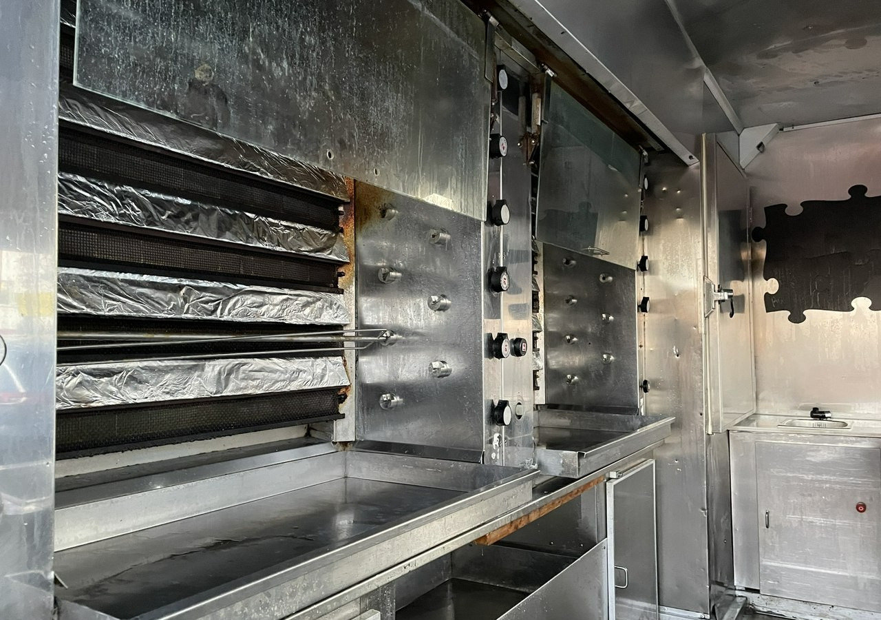 Leie Fiat Ducato Autosklep Autogrill Gastronomiczny Food Truck Foodtruck 68tkm 3500 Fiat Ducato Autosklep Autogrill Gastronomiczny Food Truck Foodtruck 68tkm 3500: bilde 8 Leie Fiat Ducato Autosklep Autogrill Gastronomiczny Food Truck Foodtruck 68tkm 3500 Fiat Ducato Autosklep Autogrill Gastronomiczny Food Truck Foodtruck 68tkm 3500: bilde 8