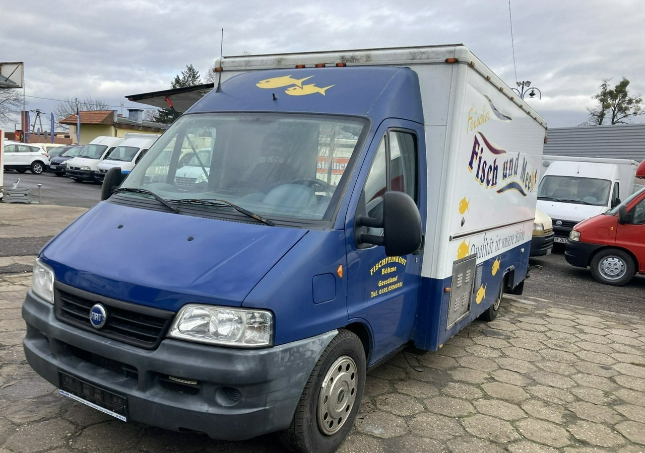 Fiat Ducato Autosklep mięso-ryba Gastronomiczny Food Truck Foodtruck sklep 2004 - Matbil, Varebil: bilde 2 Fiat Ducato Autosklep mięso-ryba Gastronomiczny Food Truck Foodtruck sklep 2004 - Matbil, Varebil: bilde 2