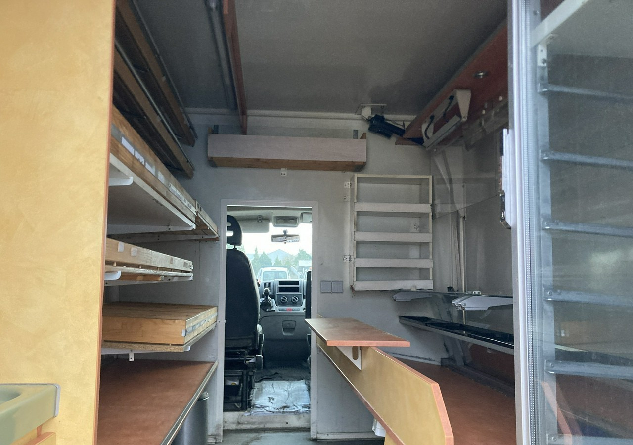 Fiat Ducato Autosklep pieczywa sklep Bar Gastronomiczny Food Truck Foodtruck 200 - Matbil: bilde 2 Fiat Ducato Autosklep pieczywa sklep Bar Gastronomiczny Food Truck Foodtruck 200 - Matbil: bilde 2