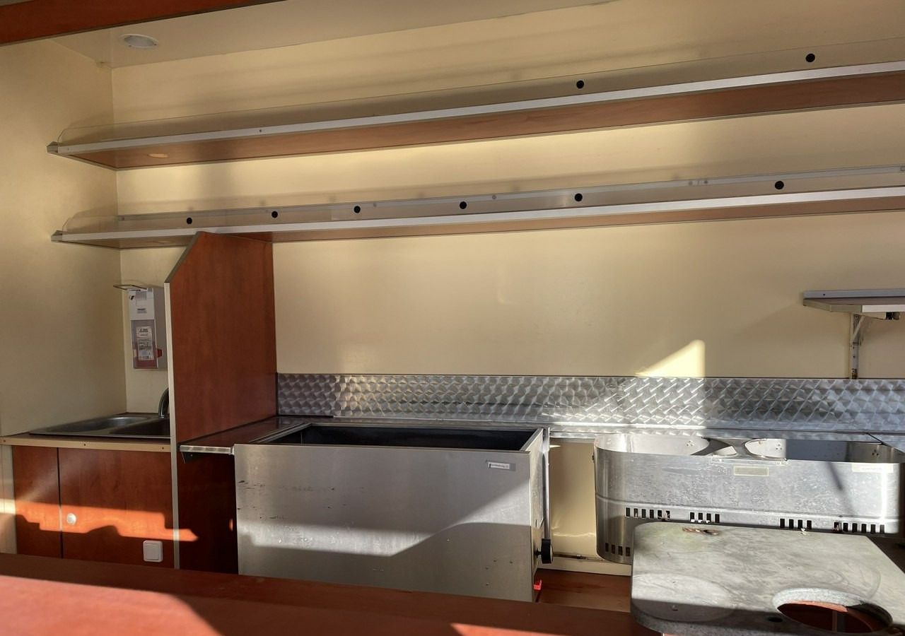 Fiat Ducato Autosklep wędlin Gastronomiczna food truck foodtruck sklep 118tkm 20 - Matbil: bilde 5 Fiat Ducato Autosklep wędlin Gastronomiczna food truck foodtruck sklep 118tkm 20 - Matbil: bilde 5