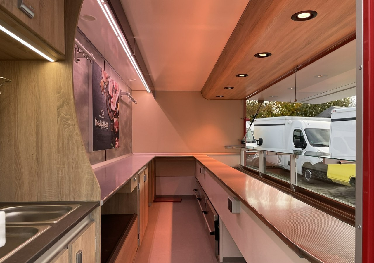 Fiat Ducato Autosklep wędlin Gastronomiczna food truck foodtruck sklep Borco 202 - Matbil: bilde 4 Fiat Ducato Autosklep wędlin Gastronomiczna food truck foodtruck sklep Borco 202 - Matbil: bilde 4