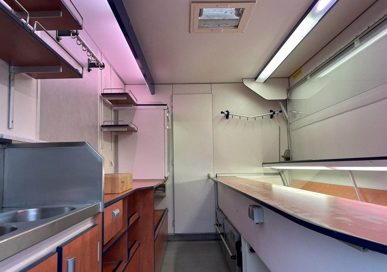 Fiat Ducato Autosklep wędlin Gastronomiczny Food Truck Foodtruck Sklep Borco 350 - Matbil: bilde 3 Fiat Ducato Autosklep wędlin Gastronomiczny Food Truck Foodtruck Sklep Borco 350 - Matbil: bilde 3