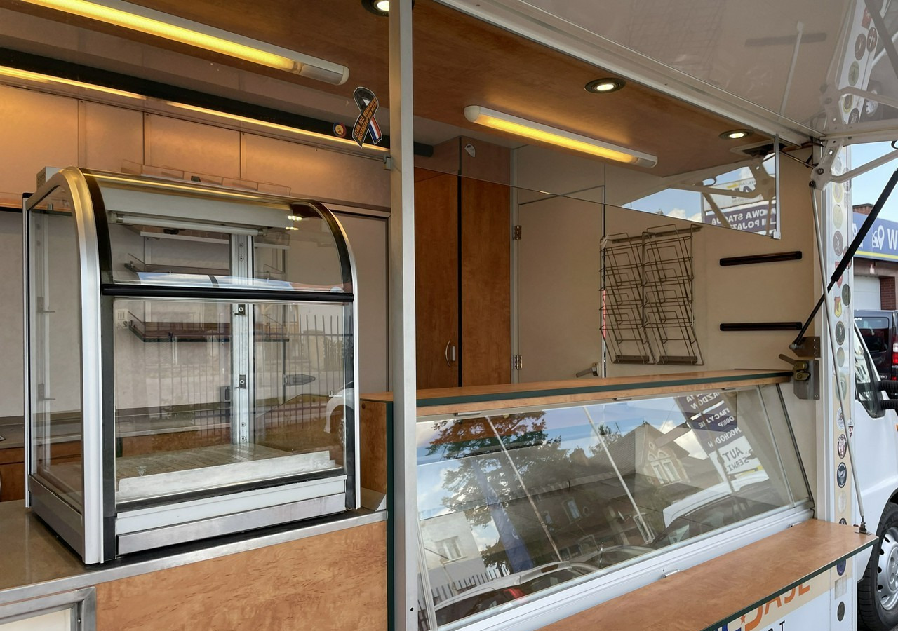 Fiat Ducato Fiat Autosklep Grill Gastronomiczny Food Truck Foodtruck sklep - Matbil: bilde 4 Fiat Ducato Fiat Autosklep Grill Gastronomiczny Food Truck Foodtruck sklep - Matbil: bilde 4