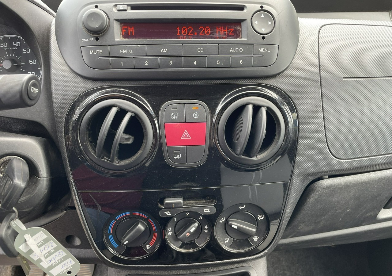 Personenbil Fiat Qubo Fiat Qubo 1.3-95KM Klima 2013: bilde 13