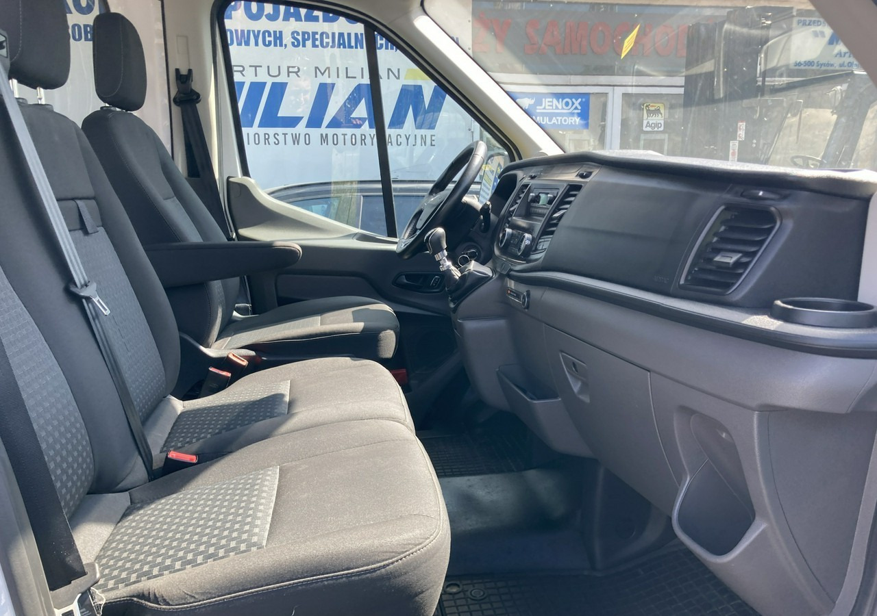 Ford Transit VIII Ford Transit dla niepełnosprawnych Rampa Inwalida PFRON 2020 - Personenbil: bilde 5 Ford Transit VIII Ford Transit dla niepełnosprawnych Rampa Inwalida PFRON 2020 - Personenbil: bilde 5
