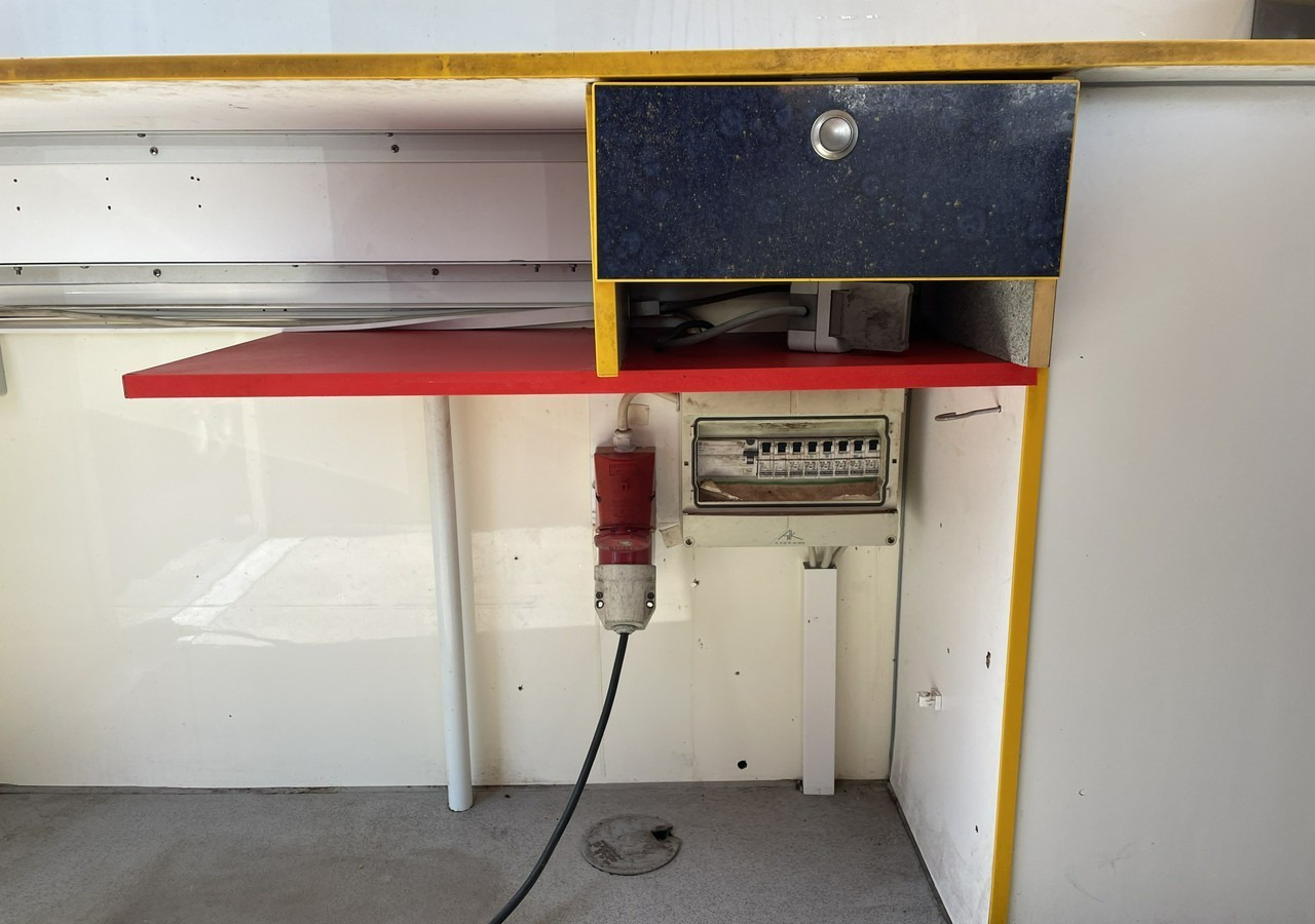 Salgsvogn Inna Inny Autosklep Imbis Grill Gastronomiczny Food Truck Foodtruck sklep bar: bilde 20