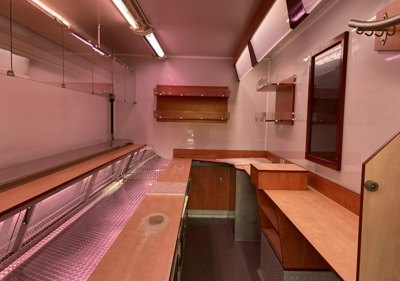 Salgsvogn Inna Inny Autosklep wędlin Gastronomiczna food truck foodtruck sklep 2004: bilde 16
