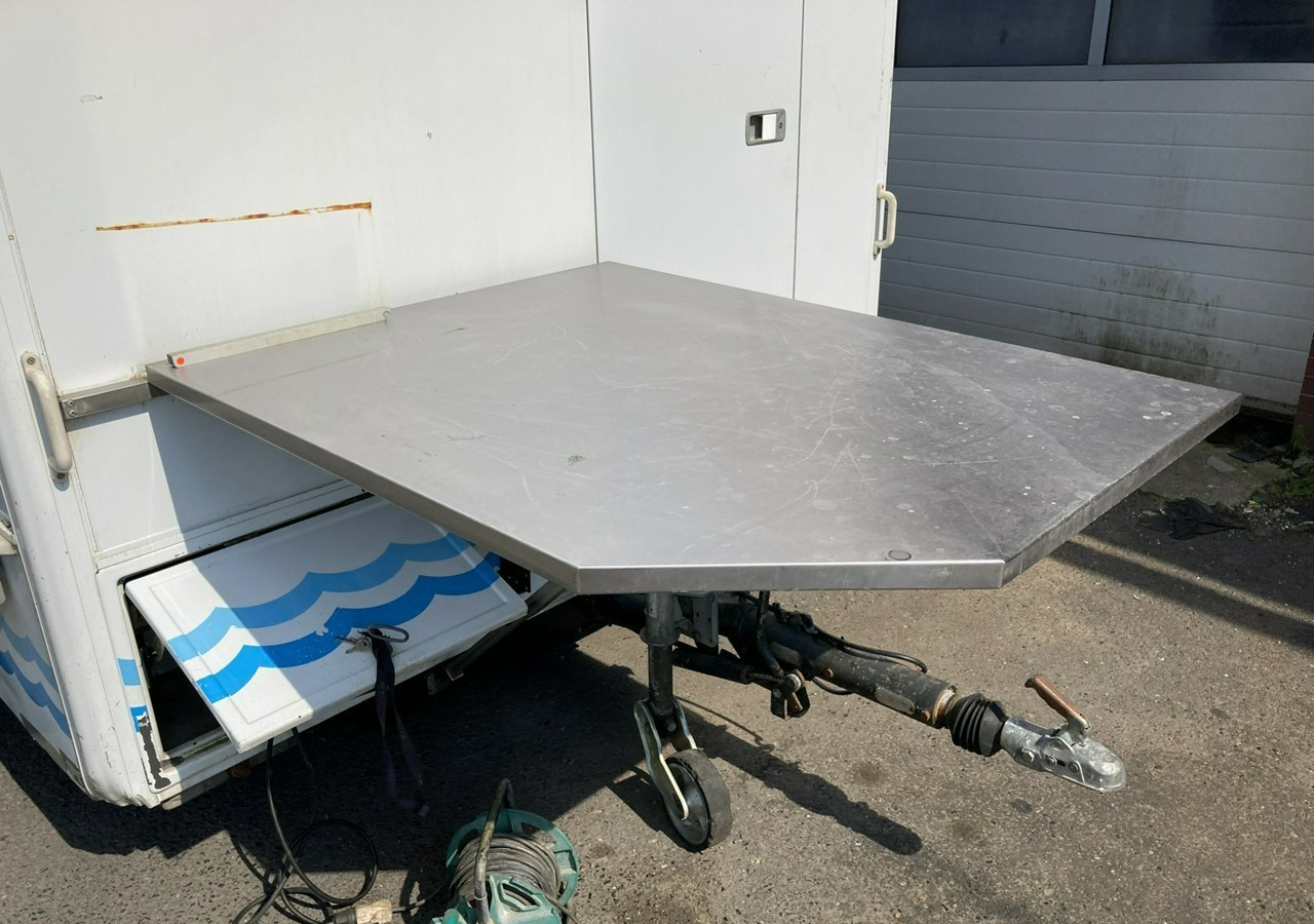 Salgsvogn Inna Inny Autosklep wędlin Gastronomiczna food truck foodtruck sklep Klima199: bilde 9 Salgsvogn Inna Inny Autosklep wędlin Gastronomiczna food truck foodtruck sklep Klima199: bilde 9