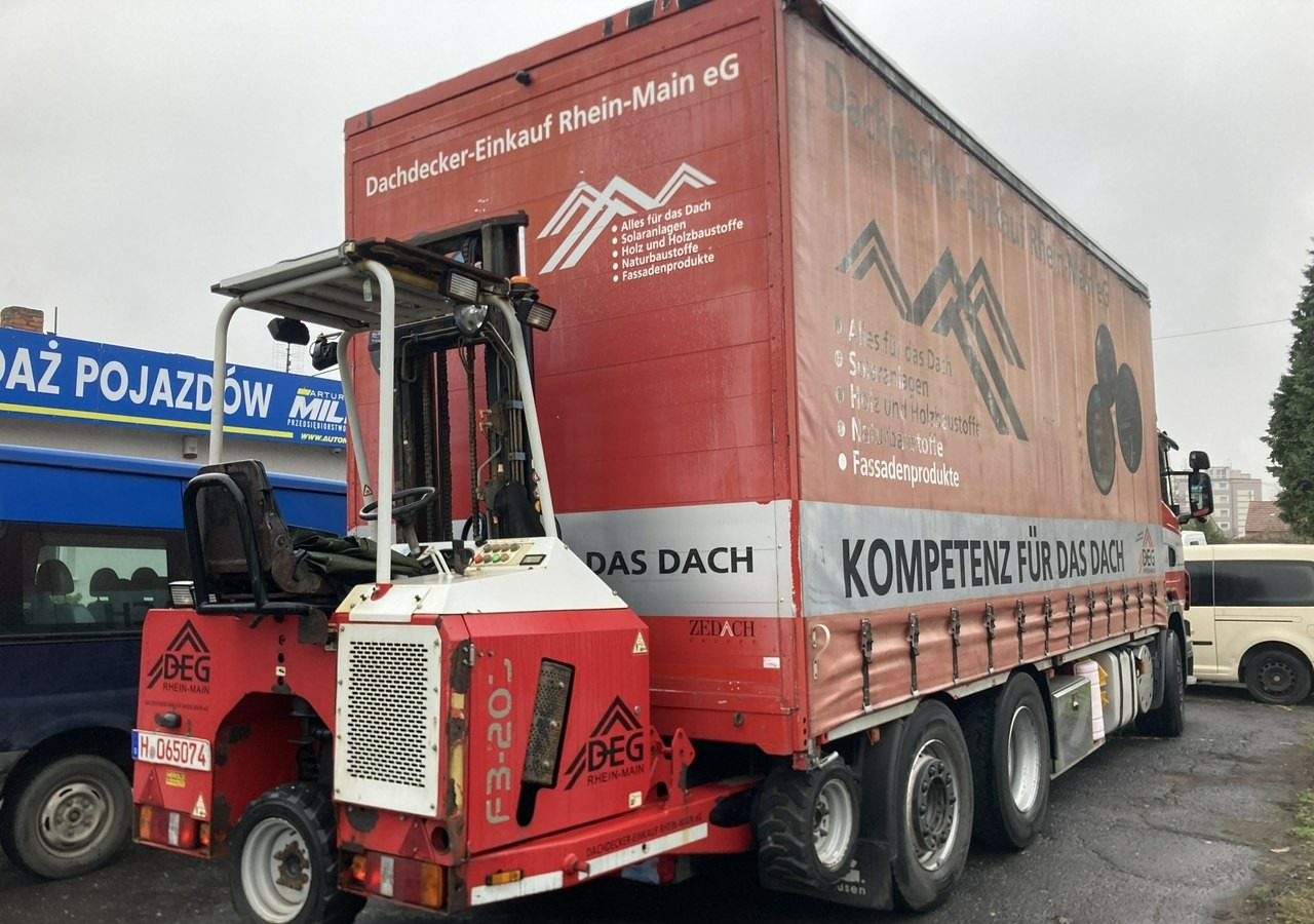 Inna Inny Scania G320 Wózek PALFINGER Firanka Plandeka plandeka Moffett 2012 - Varebil med kapell: bilde 3 Inna Inny Scania G320 Wózek PALFINGER Firanka Plandeka plandeka Moffett 2012 - Varebil med kapell: bilde 3