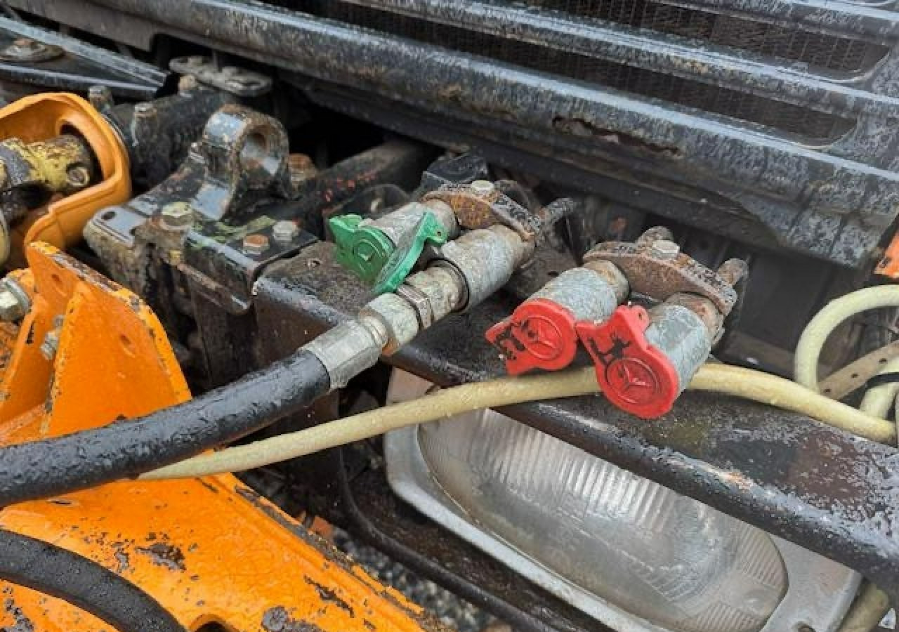 Inna Inny Unimog 4X4 Kosiarka bijakowa teleskopowa posypywarka pług odśnieżark - Planbil, Utility-/ Spesiell maskin: bilde 5 Inna Inny Unimog 4X4 Kosiarka bijakowa teleskopowa posypywarka pług odśnieżark - Planbil, Utility-/ Spesiell maskin: bilde 5