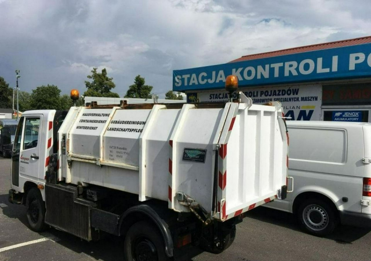Inna Inny Unimog UX100 Śmieciarka wywrotka prasa - Søppelbil: bilde 3 Inna Inny Unimog UX100 Śmieciarka wywrotka prasa - Søppelbil: bilde 3