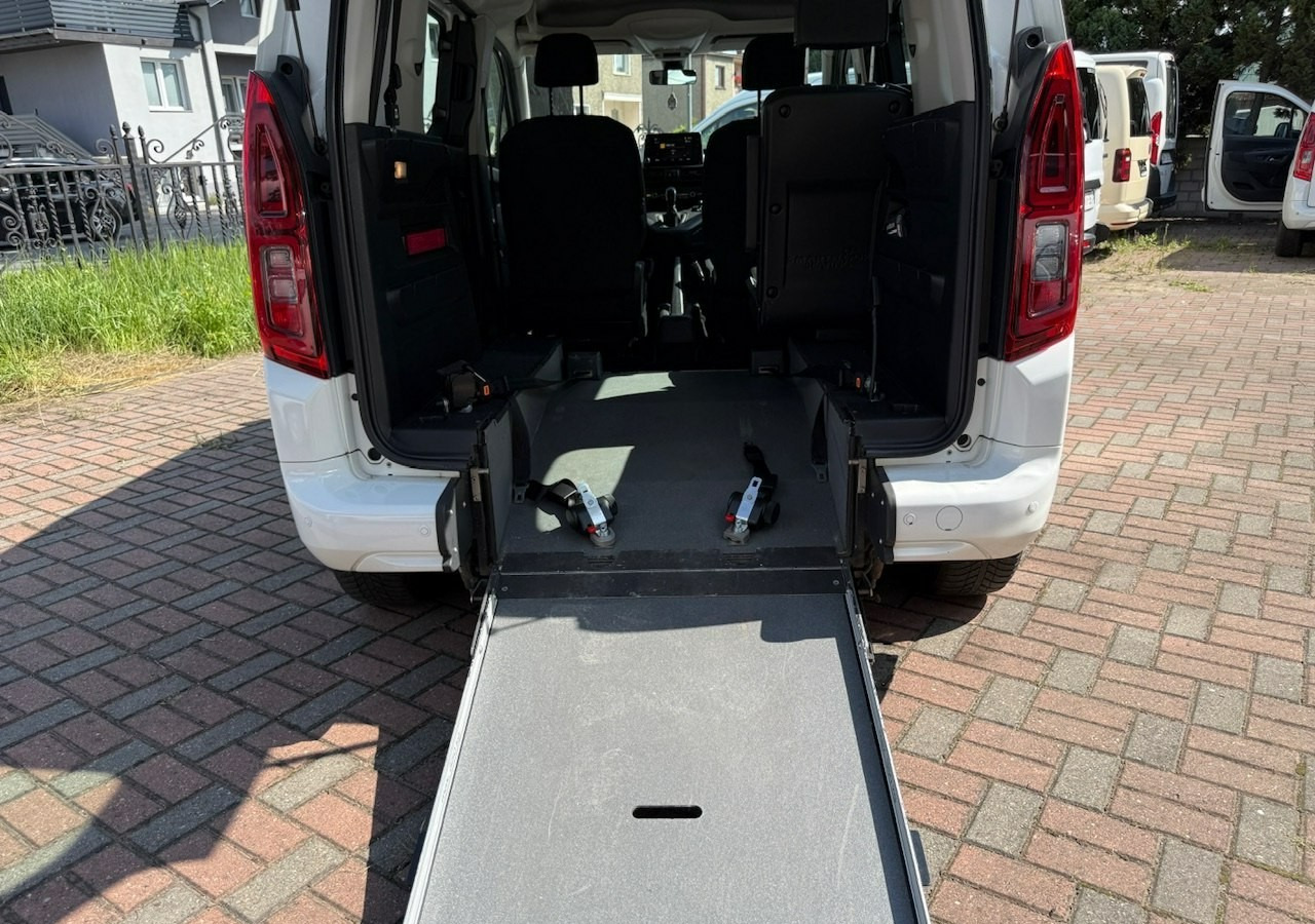 Opel Combo IV Combo Life Combo do przewozu Niepełnosprawnych inwalida rampa Model 2021 - Personenbil: bilde 5 Opel Combo IV Combo Life Combo do przewozu Niepełnosprawnych inwalida rampa Model 2021 - Personenbil: bilde 5