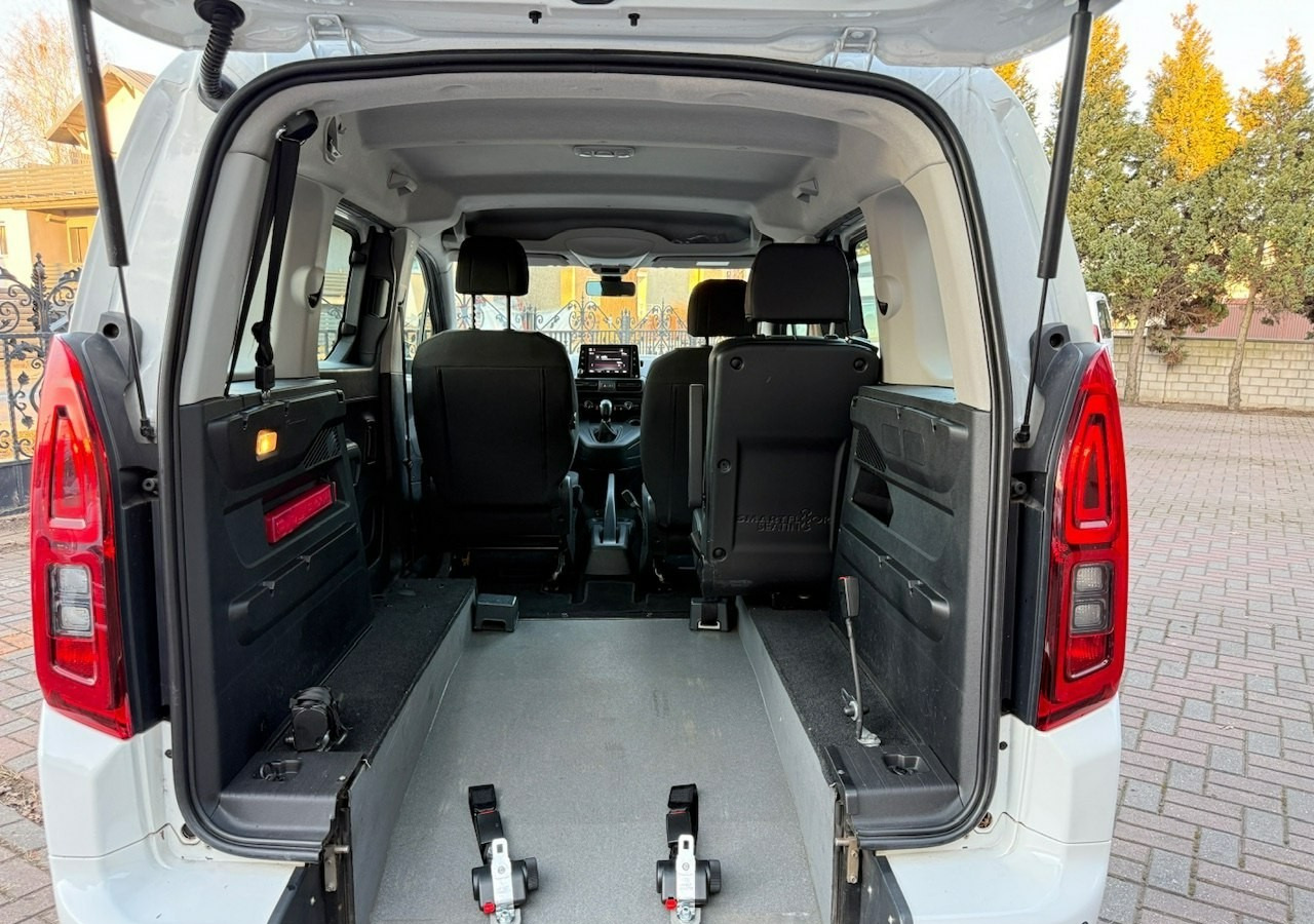 Opel Combo IV Combo Life Combo do przewozu Niepełnosprawnych inwalida rampa Model 2021 - Personenbil: bilde 4 Opel Combo IV Combo Life Combo do przewozu Niepełnosprawnych inwalida rampa Model 2021 - Personenbil: bilde 4