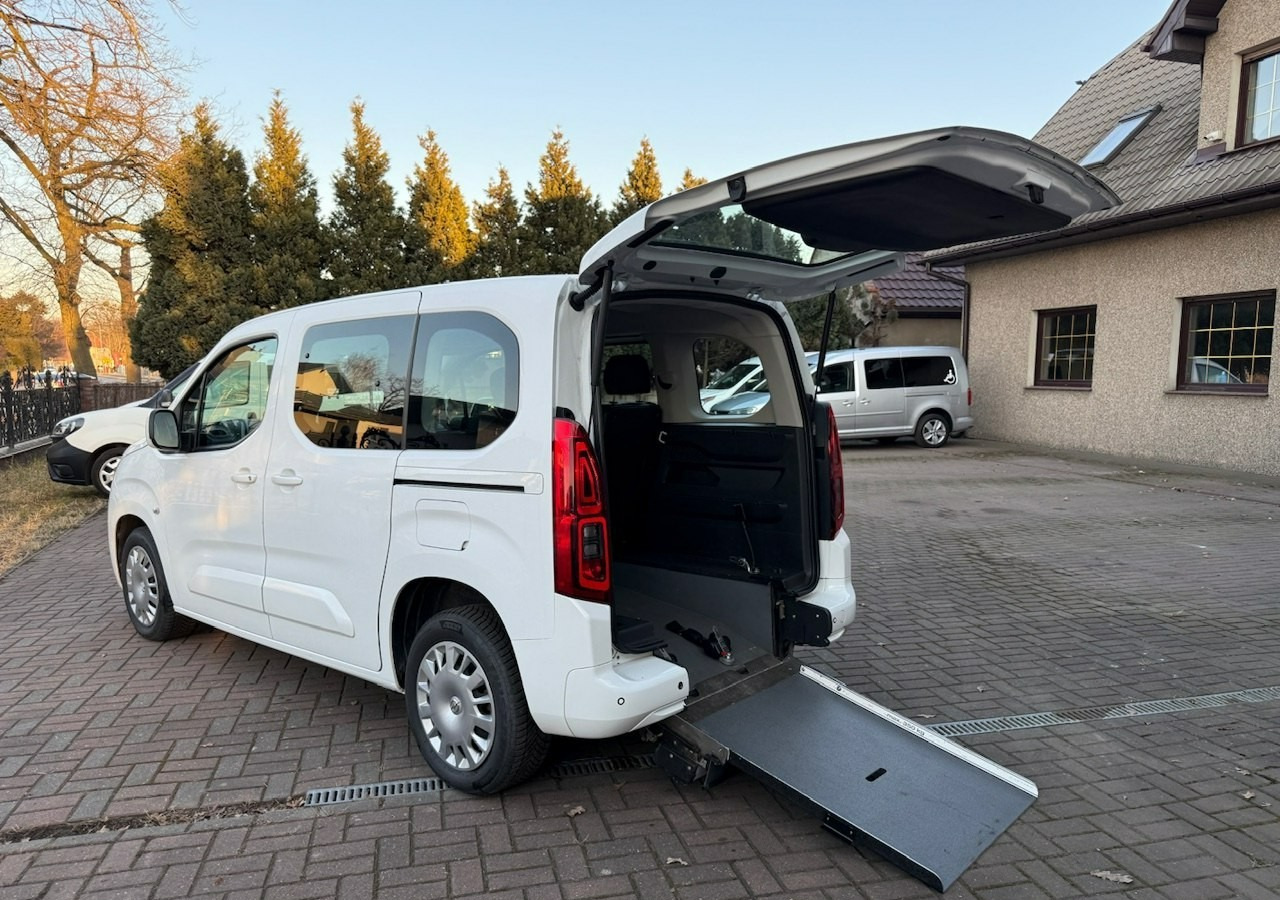 Opel Combo IV Combo Life Combo do przewozu Niepełnosprawnych inwalida rampa Model 2021 - Personenbil: bilde 1 Opel Combo IV Combo Life Combo do przewozu Niepełnosprawnych inwalida rampa Model 2021 - Personenbil: bilde 1