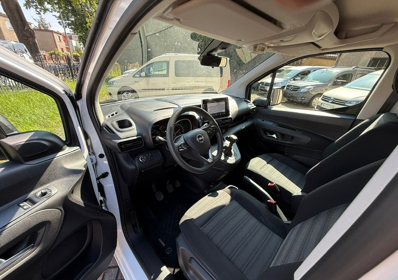 Personenbil Opel Combo IV Opel Combo Life Niepełnosprawnych inwalida Rampa 32105 km Model 2022: bilde 18 Personenbil Opel Combo IV Opel Combo Life Niepełnosprawnych inwalida Rampa 32105 km Model 2022: bilde 18