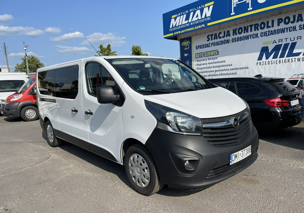 Opel Vivaro III Vivaro L2H1 LONG 1.6CDTI 121KM 2xKLIMA 9-osobowy 2019 Bezwypadkowy - Personenbil: bilde 2 Opel Vivaro III Vivaro L2H1 LONG 1.6CDTI 121KM 2xKLIMA 9-osobowy 2019 Bezwypadkowy - Personenbil: bilde 2