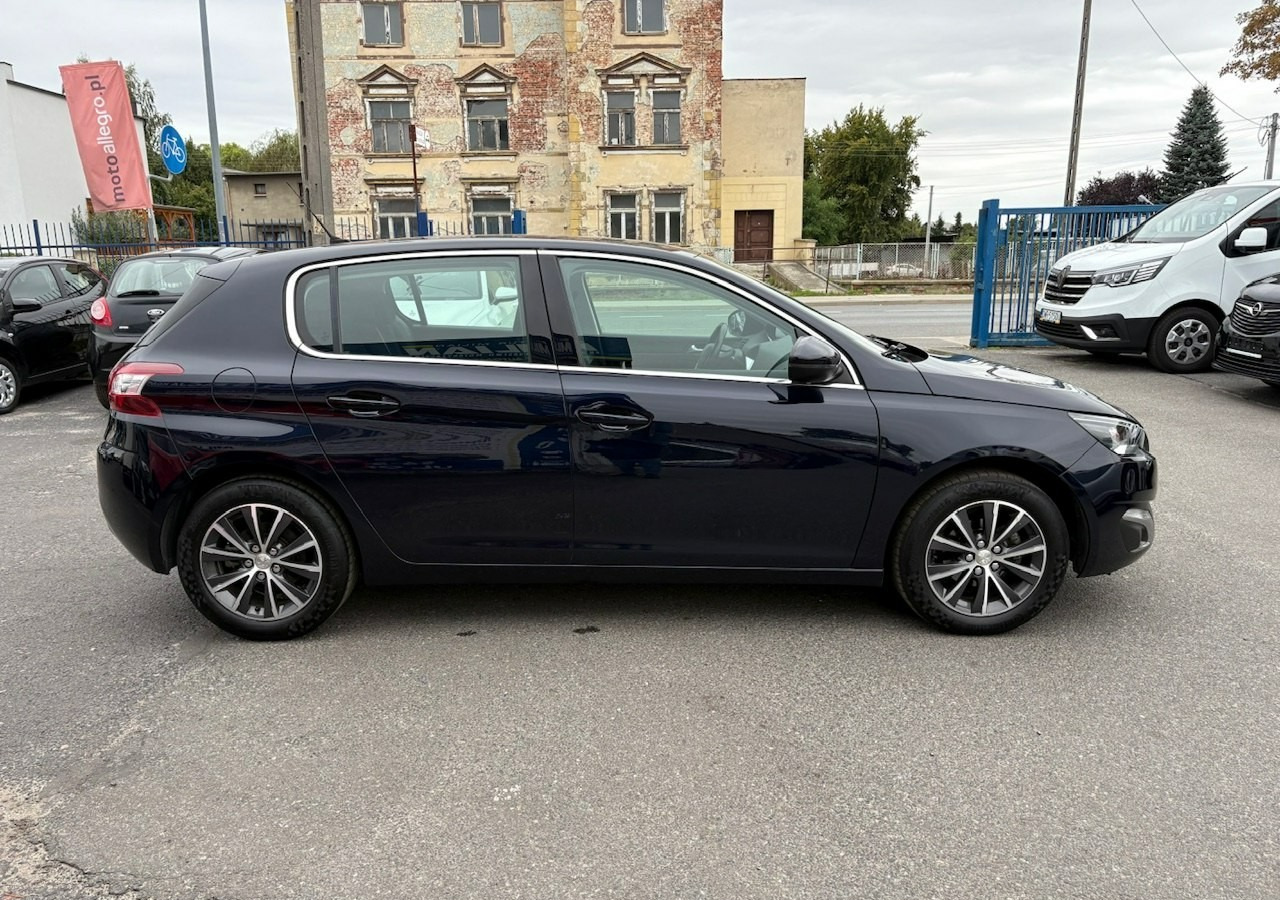 Peugeot 308 II Peugeot 308 HB 1.6HDI 85tkm FullLed Navi Klima 2016 - Hatchback: bilde 3 Peugeot 308 II Peugeot 308 HB 1.6HDI 85tkm FullLed Navi Klima 2016 - Hatchback: bilde 3